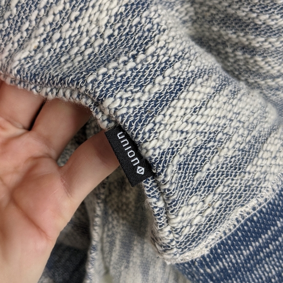 Union SEA//WA Heathered Blue & Grey Hood Pullover - Picture 10 of 14